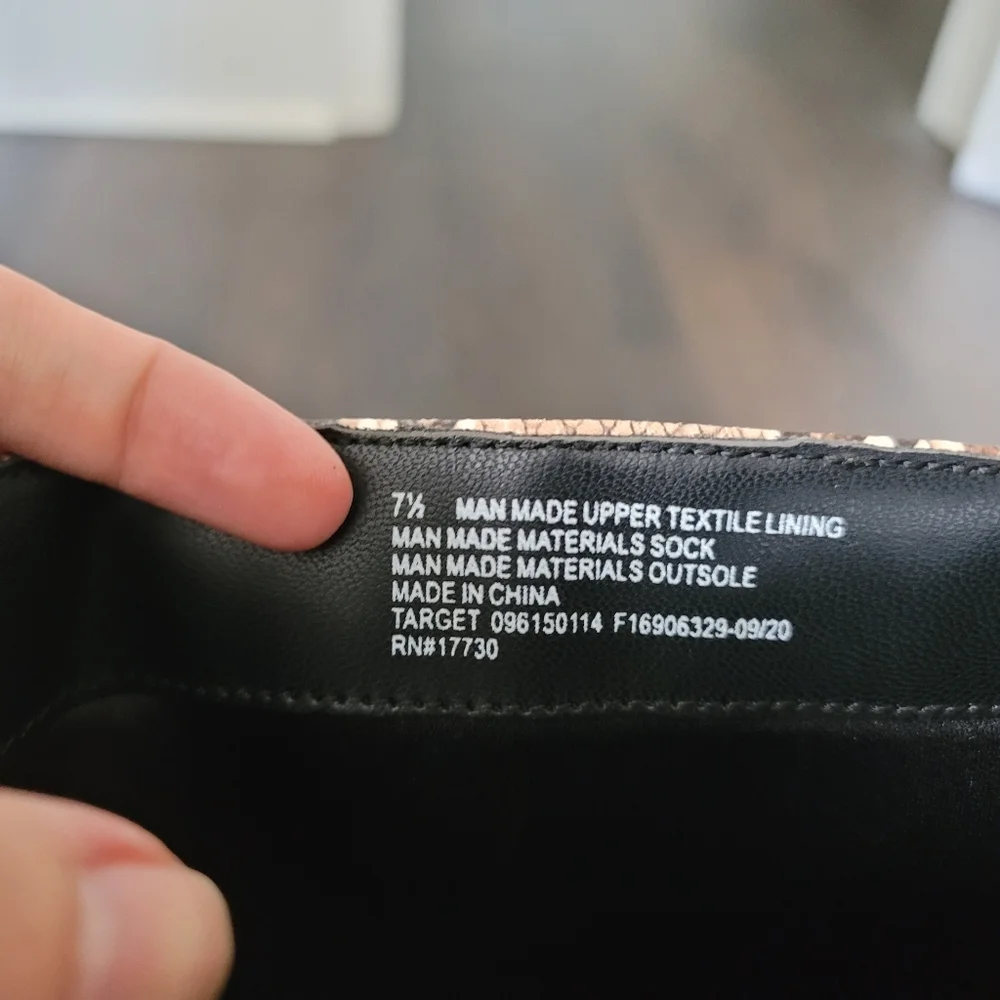 NEW Knee-High Snakeskin Boots - Picture 6 of 7